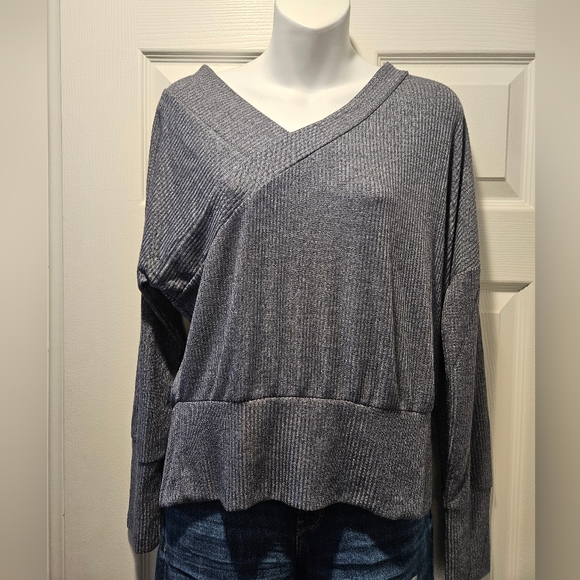 NWT Women's Stella & Dot Steel Blue Asymmetrical Ribbed Wrap V-neck Knit - Picture 2 of 4